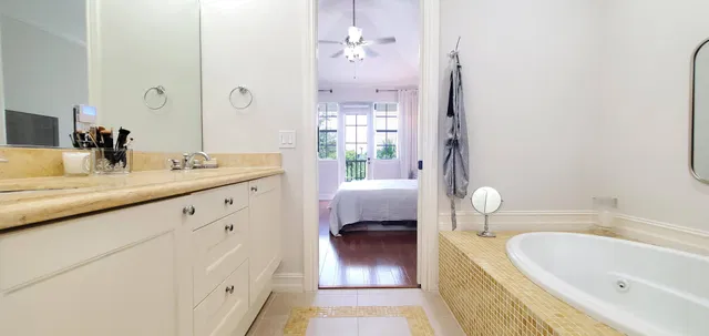 Magnolia Court Residence photo 17