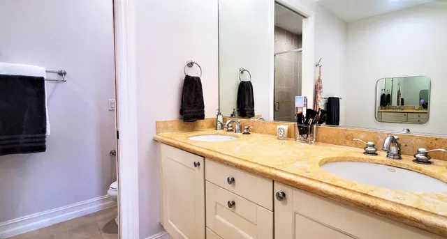 Magnolia Court Residence photo 20