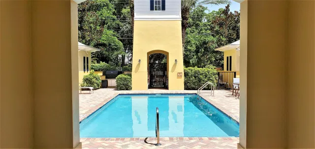 Magnolia Court Residence photo 27