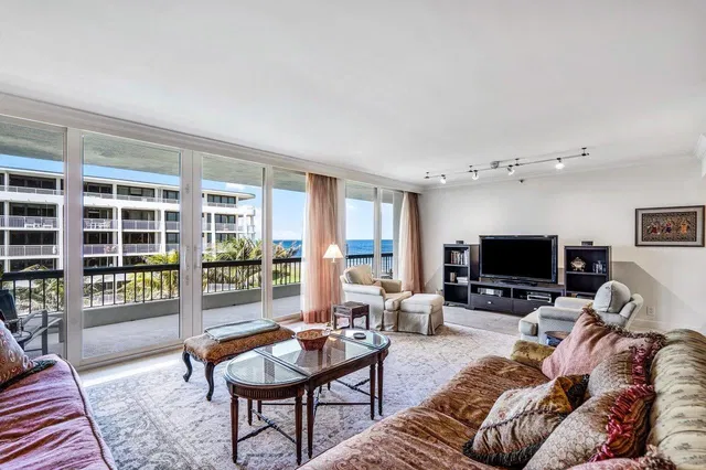 2660 S Ocean Boulevard #302n