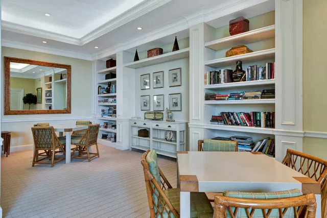 Winthrop House Condos Unit 602 photo 9