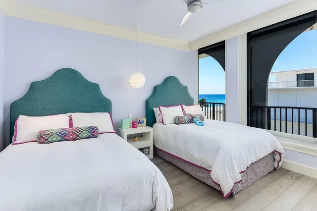 Dunster House Palm Beach Unit 5a photo 9