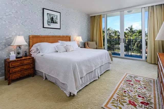 One Royal Palm Way Palm Beach Unit C3 photo 8