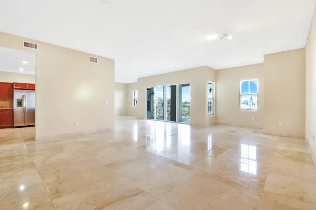 Flagler Landing Unit 403 photo 5