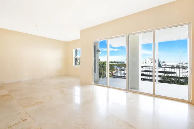 Flagler Landing Unit 403 photo 6