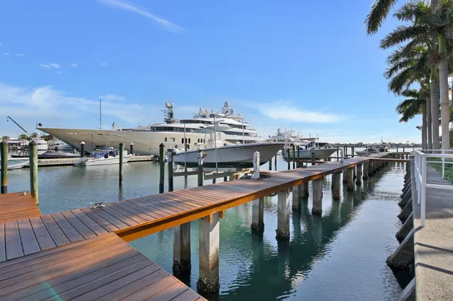 Flagler Landing Unit 403 photo 30