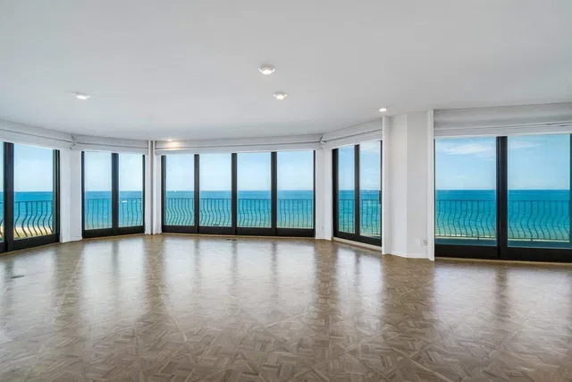 2000 S Ocean Boulevard #201s