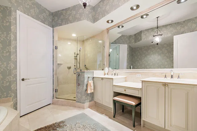 Esplanade Grande Unit 1102 photo 14