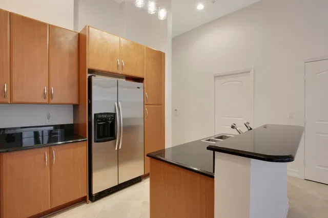 Two City Plaza Unit 216 photo 4