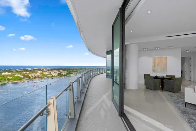 Bristol Palm Beach Unit 2101 photo 5