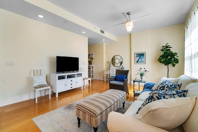 Latitude Delray Unit 310 photo 3