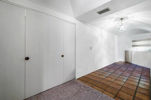 Palm Beach Biltmore Unit 306 photo 9