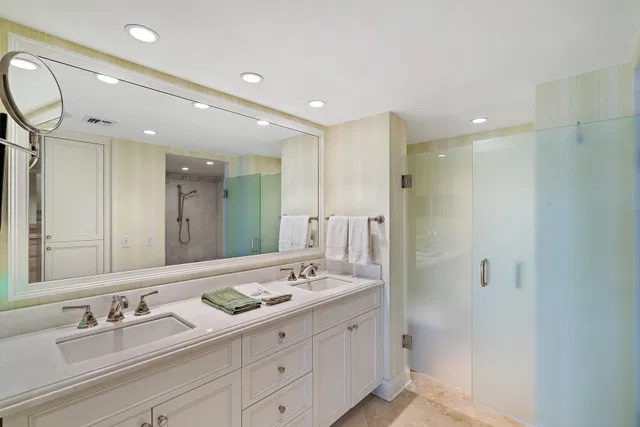 Waterview Towers Unit 506 photo 8