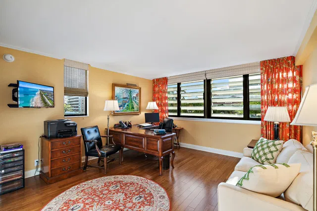 Waterview Towers Unit 506 photo 9
