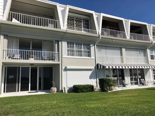 2160 Ibis Isle Road #4