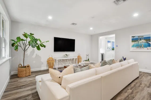 Magnolia Court Residence photo 3