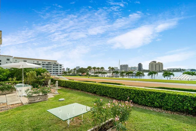 Palm Beach Biltmore Unit 104 photo 2