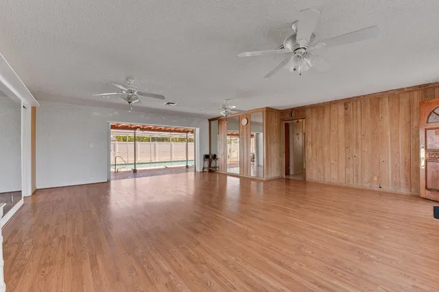 Residence photo 7