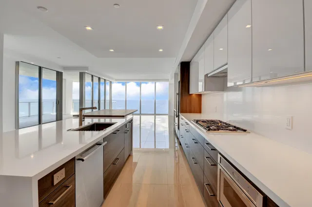 5000 North Ocean Unit 1801 photo 7