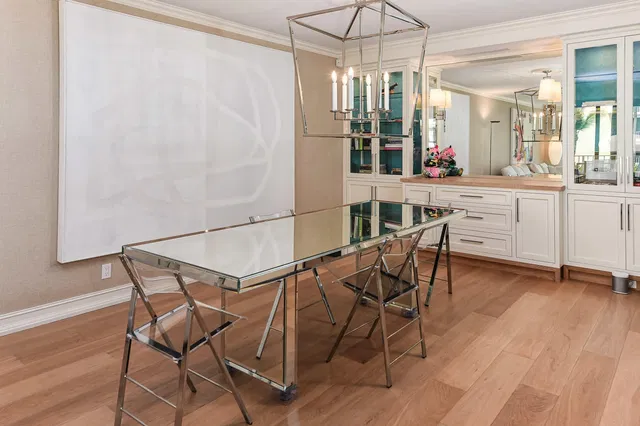 Winthrop House Condos Unit 307 photo 6