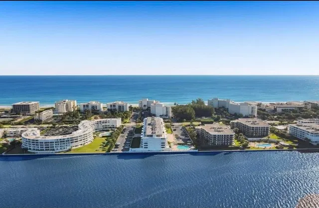 2773 S Ocean Boulevard #4020