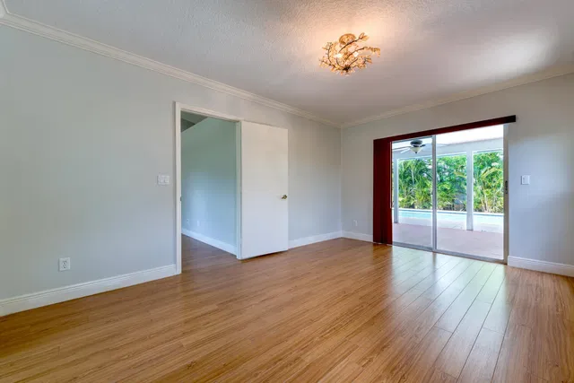 Residence photo 9