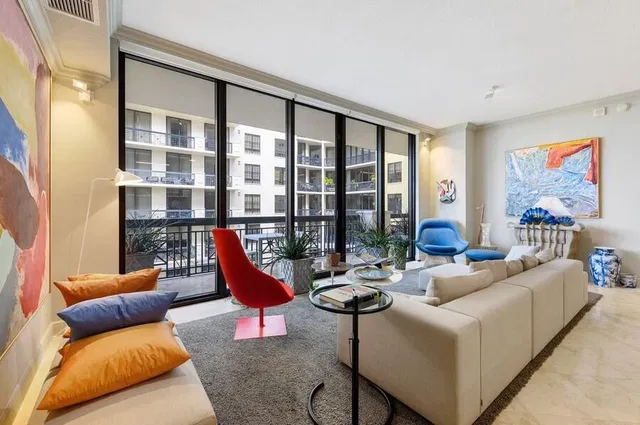 Two City Plaza Unit 1709 photo 2