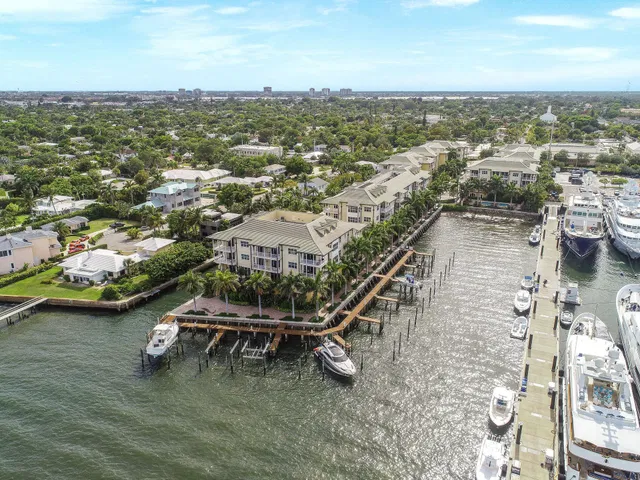 Flagler Landing Unit 302 photo 4