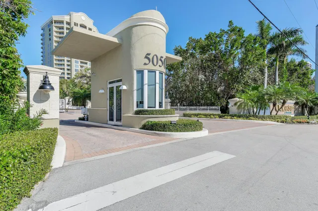 Oceans Edge at Singer Island Unit 403 photo 5