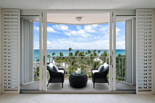 2295 S Ocean Boulevard #808
