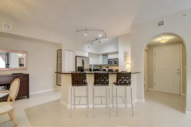 The Astor Unit 215 photo 8