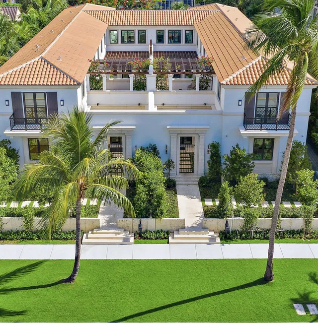 237 Brazilian Avenue #West