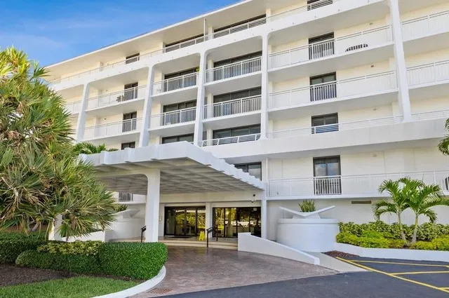 2600 S Ocean Boulevard #304 N