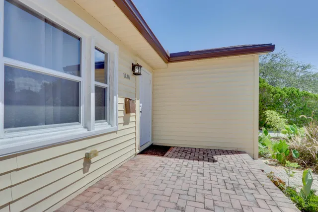 Residence photo 10