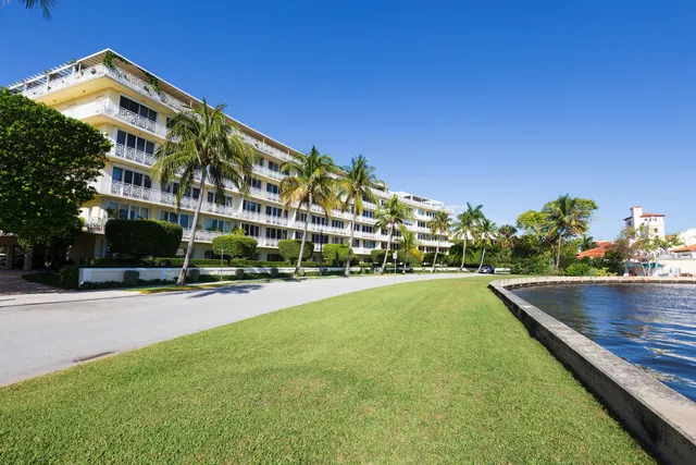 425 Worth Avenue #5d