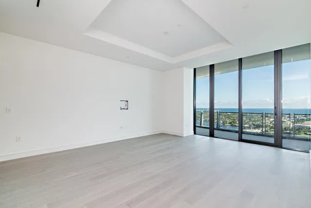 Bristol Palm Beach Unit 2102 photo 6