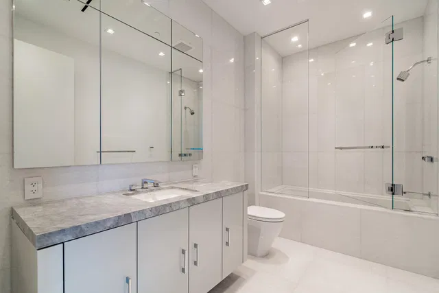 Bristol Palm Beach Unit 2102 photo 8