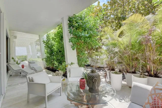 2275 S Ocean Boulevard #107s