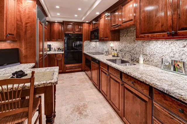 Palm Beach Biltmore Unit 201 photo 6