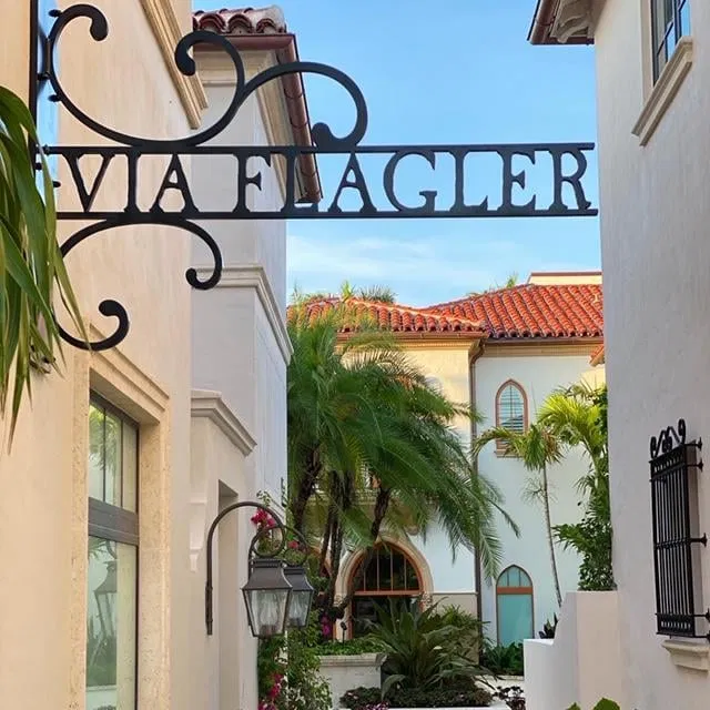 221 Royal Poinciana Way #3