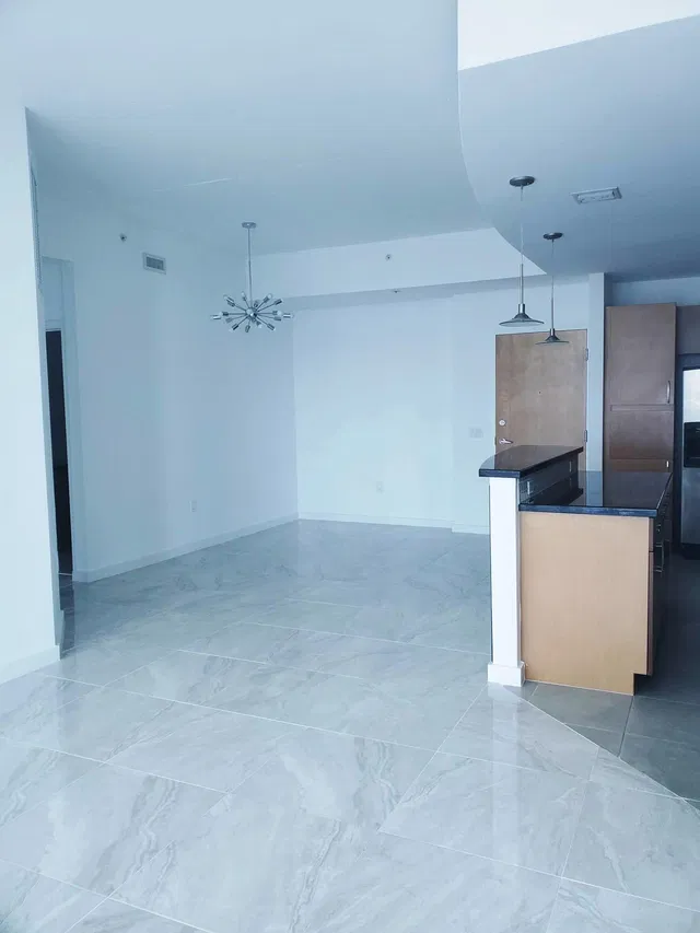 The Edge Unit 1206 photo 10