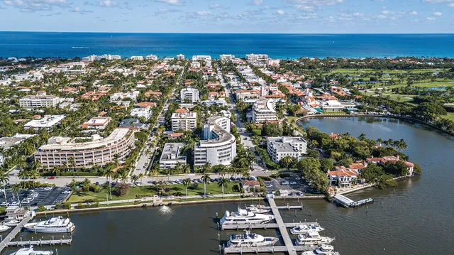 389 S Lake Drive #3c