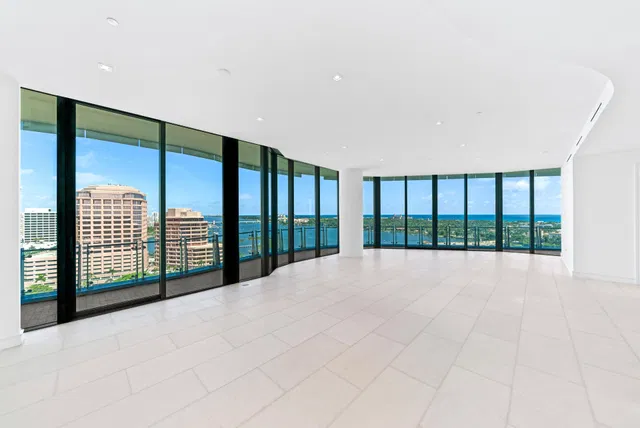 Bristol Palm Beach Unit 1701 photo 2