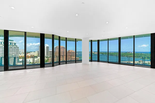 Bristol Palm Beach Unit 1701 photo 3