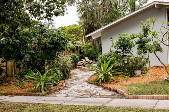  Residence photo 5
