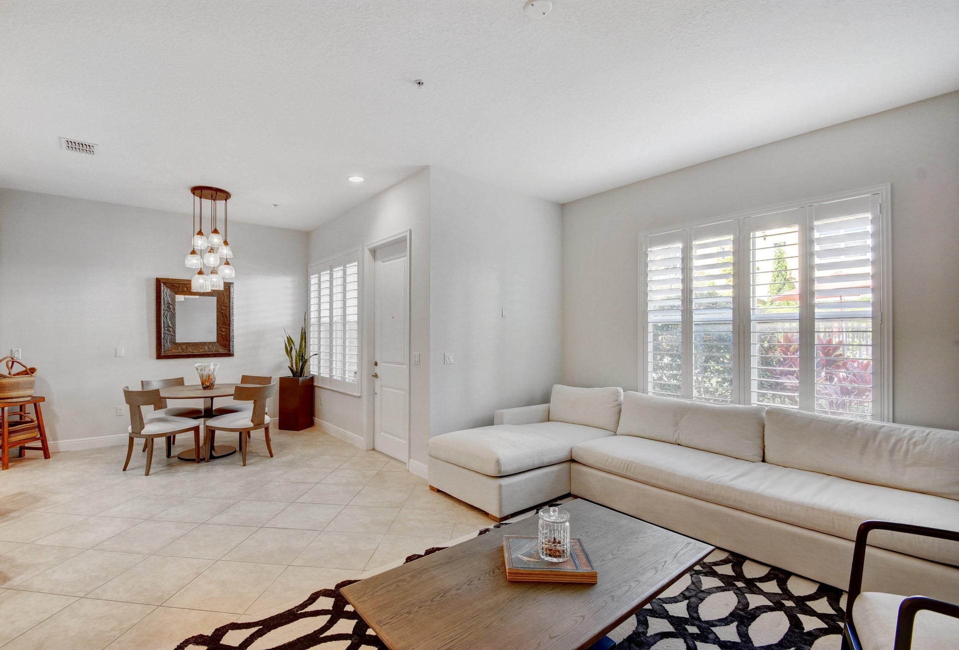 Villas on Antique Row Residence photo 6
