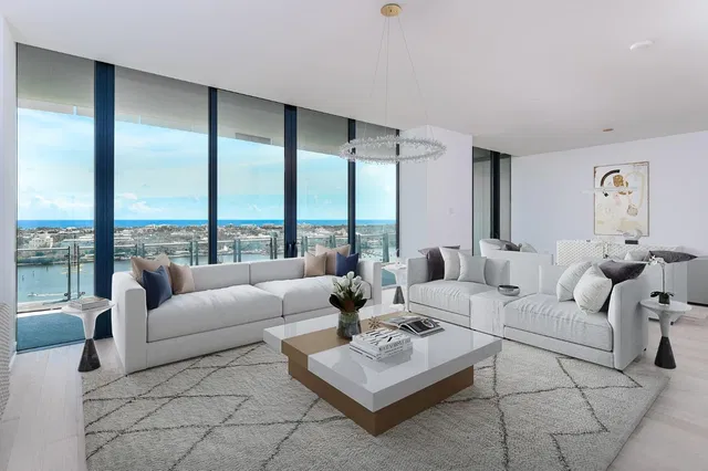 Bristol Palm Beach Unit 1503 photo 3