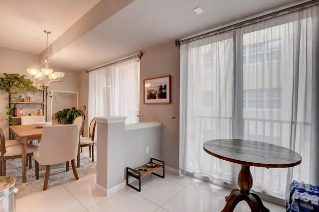 The Astor Unit 307 photo 9