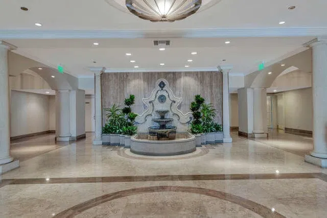 Palm Beach Biltmore Unit 702 photo 3