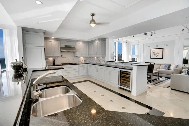 Oceans Edge at Singer Island Unit 1002 photo 7